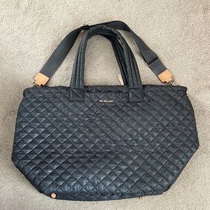 MZ Wallace, deluxe large metro tote. Color GREY
